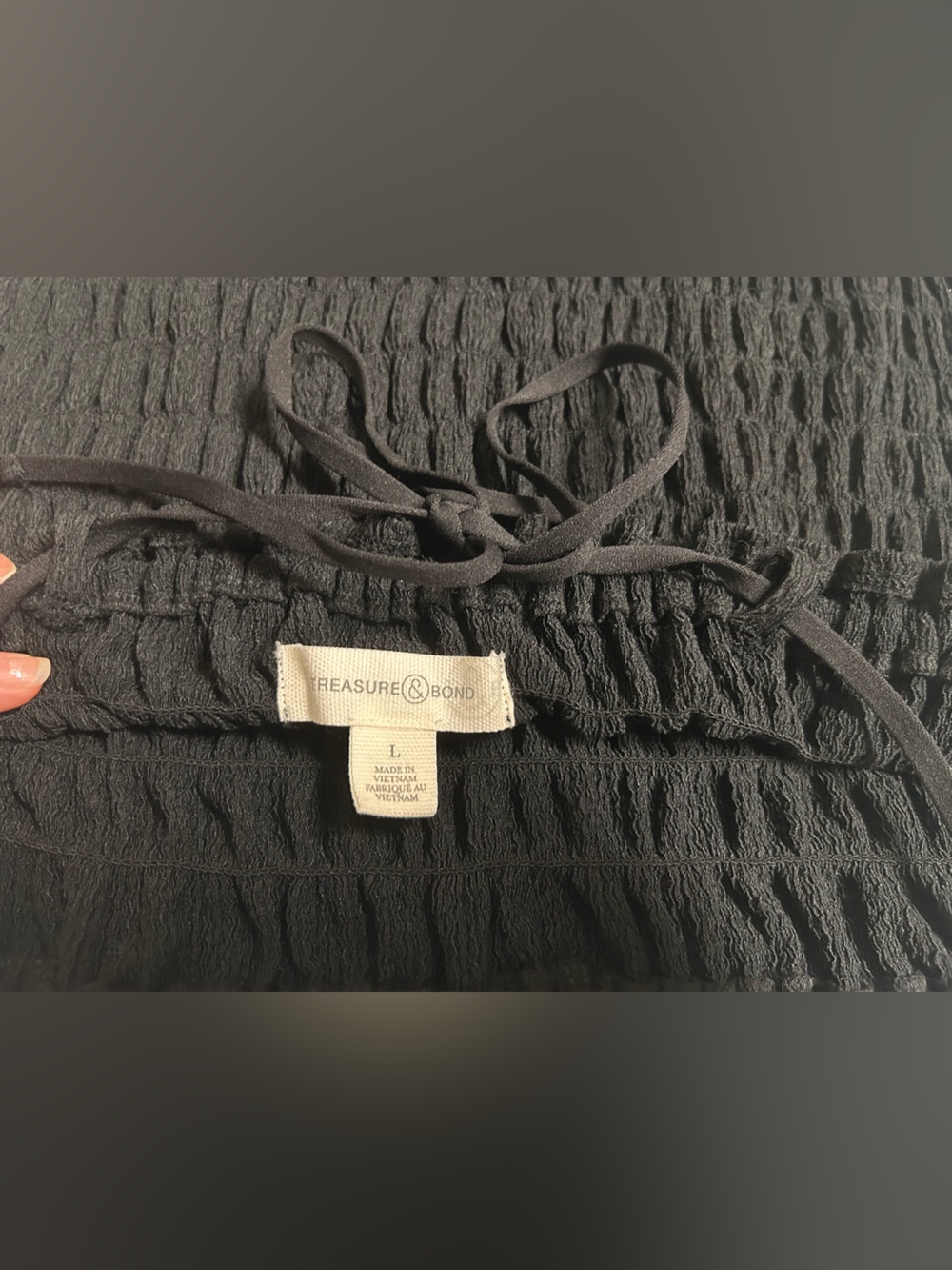 Treasure & Bond Black Smocked Ruffle Cami Large NWT - Picture 9 of 10